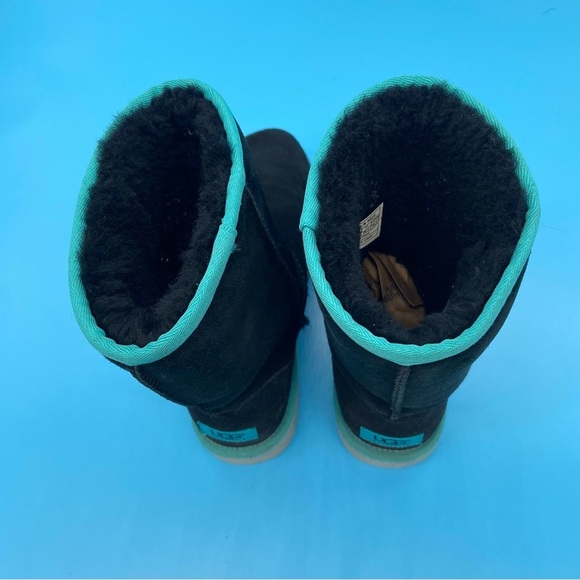 UGG Short Boots Black and Teal Boots Size 8 - Picture 7 of 8